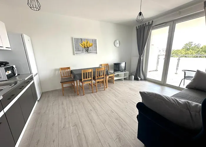 Sdh 1 Comfortable Near Warsaw شقة *